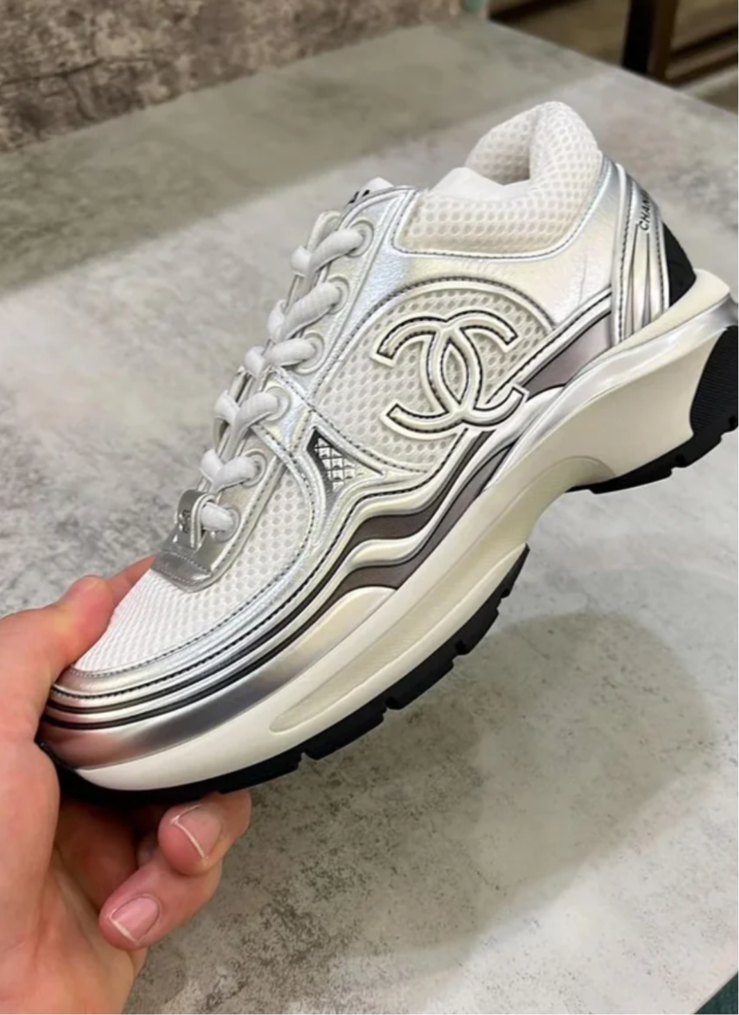 CHANEL CC Sneaker