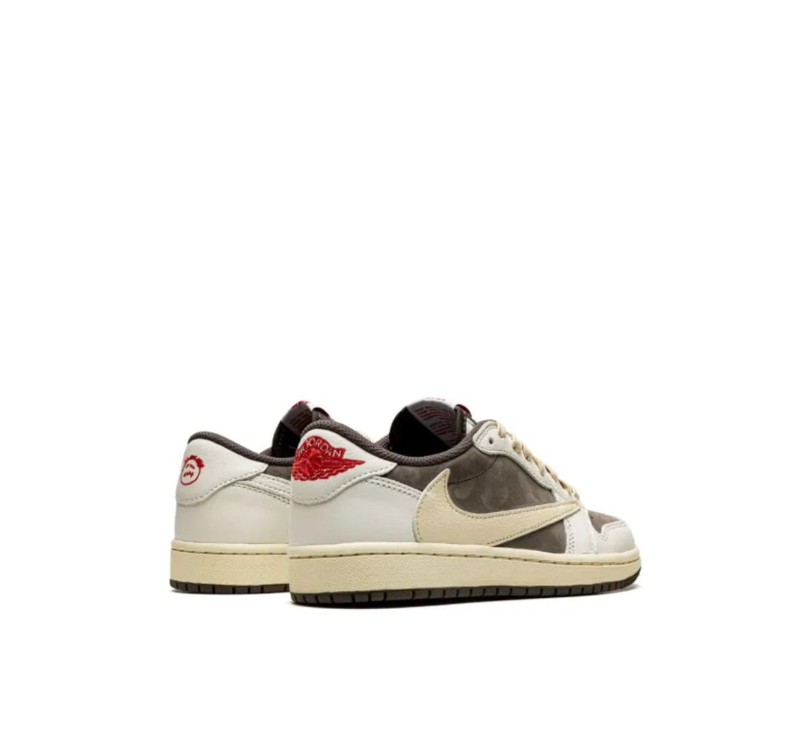 Jordan
x Travis Scott Air Jordan 1 Low OG "Medium Olive" Sneakers